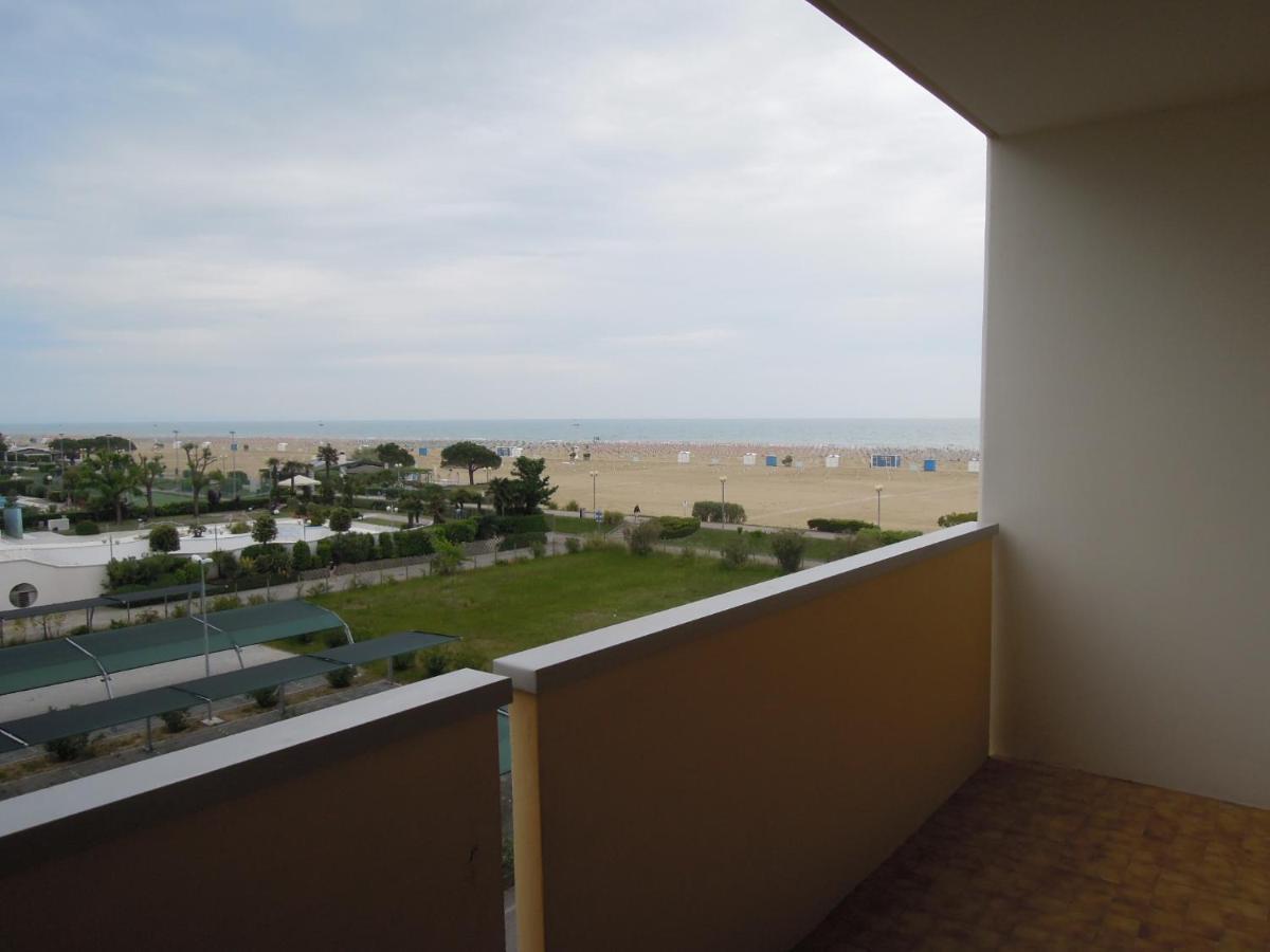 Residence Itaca Бибионе Екстериор снимка