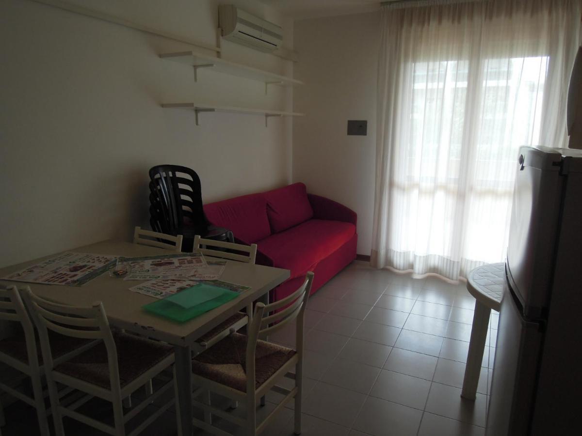 Residence Itaca Бибионе Екстериор снимка