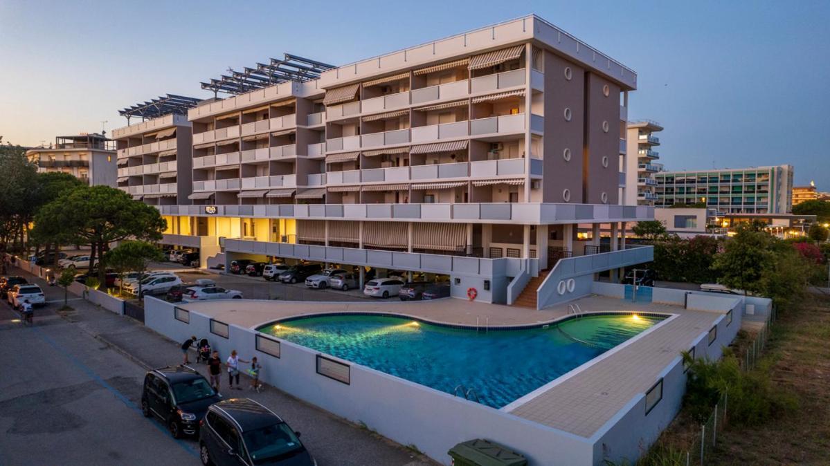 Residence Itaca Бибионе Екстериор снимка