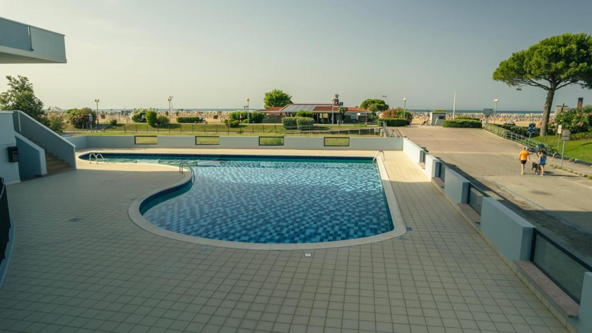 Residence Itaca Бибионе Екстериор снимка