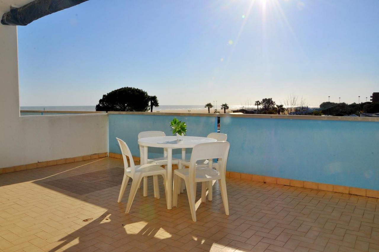 Residence Itaca Бибионе Екстериор снимка