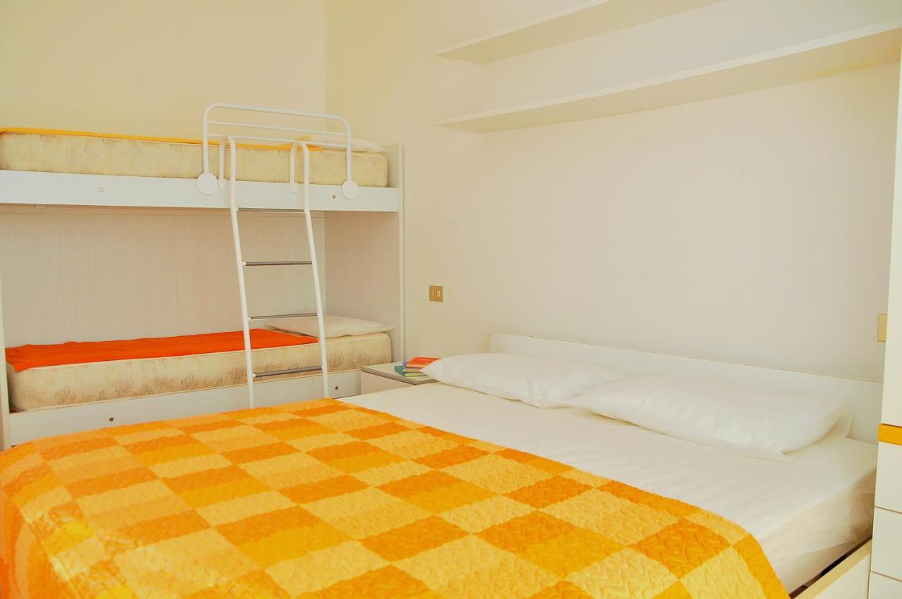 Residence Itaca Бибионе Екстериор снимка